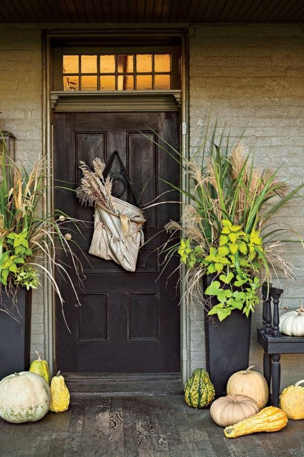 Easy-but-Beautiful-Fall-Porch-Ideas-You-should-try-this-Autumn