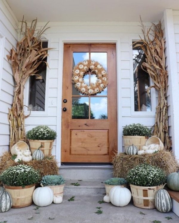 Easy-but-Beautiful-Fall-Porch-Ideas-You-should-try-this-Autumn