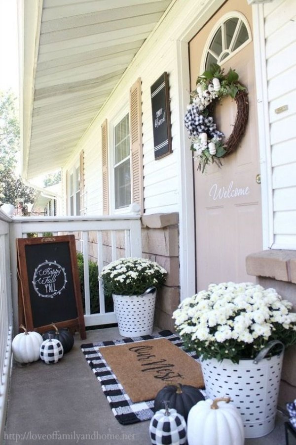 Easy-but-Beautiful-Fall-Porch-Ideas-You-should-try-this-Autumn