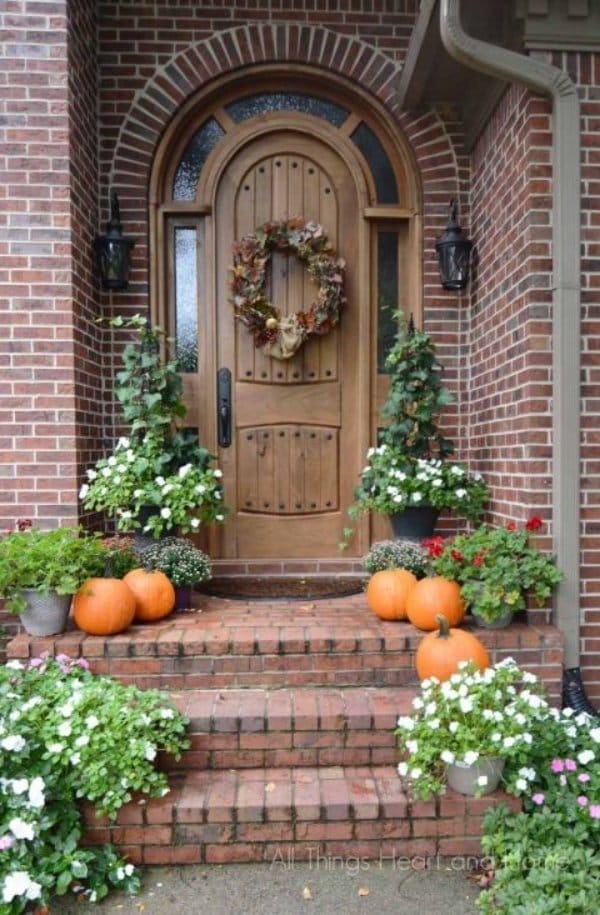 Easy-but-Beautiful-Fall-Porch-Ideas-You-should-try-this-Autumn