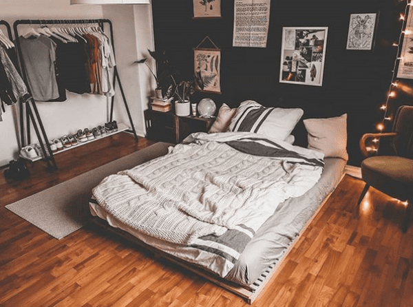 How-To-Furnish-A-Small-Studio-Apartment