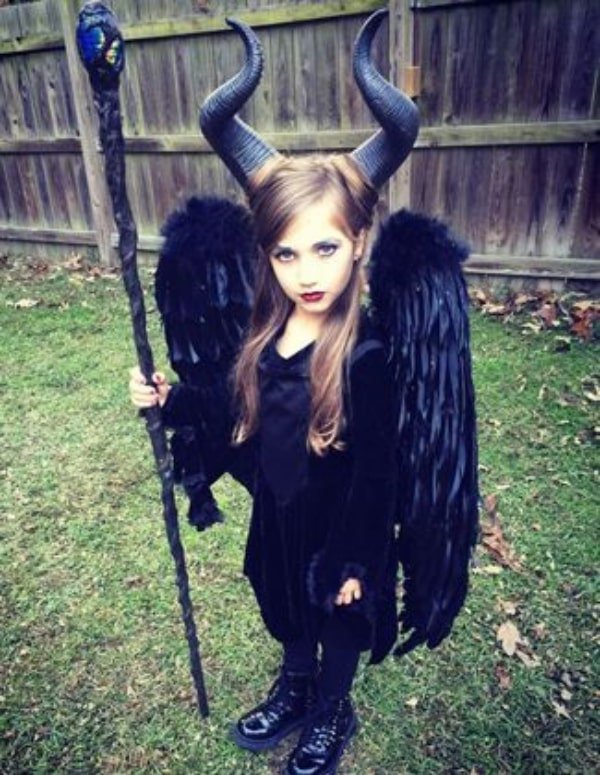 Latest-Halloween-Costumes-Ideas-for-Men-Women-and-Kids