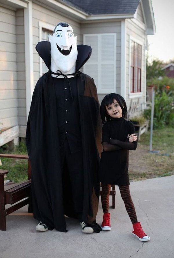 Latest-Halloween-Costumes-Ideas-for-Men-Women-and-Kids