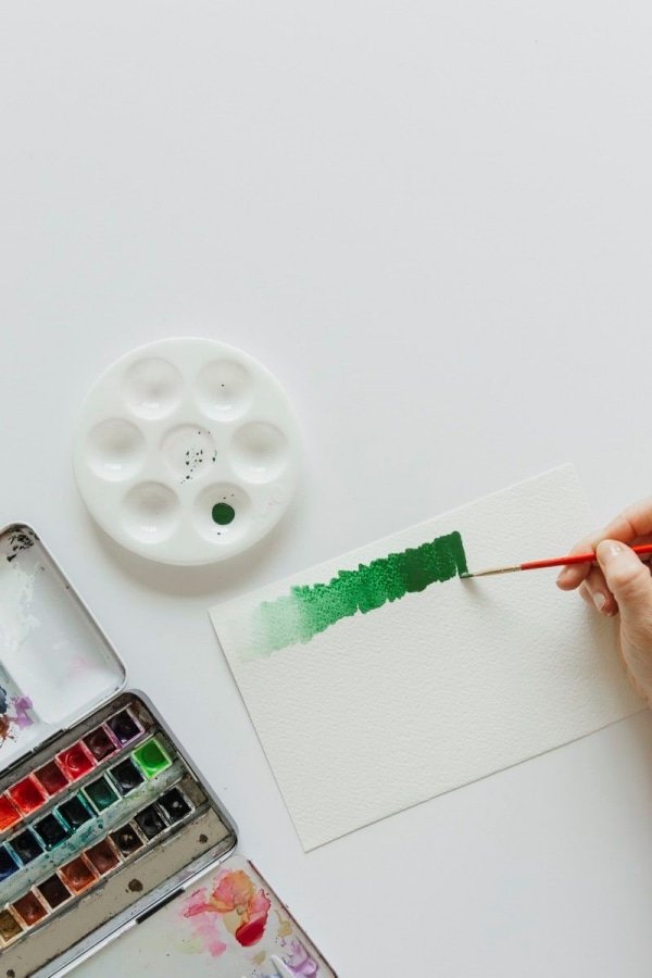 Simple-Watercolor-Painting-Ideas-for-Beginners-to-Try